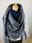 Preview: Schal aus Baumwollmusselin in weiß mit Glitzerflakes, marineblau und graublau mit silbernen Punkten