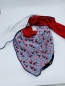 Mobile Preview: Schal aus Baumwollmusselin in rot uni, dunkelblau uni, hellblau mit rosen Print und weiß mit glitzer Flakes