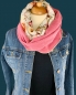 Mobile Preview: Schal aus Baumwolle in den Farben weißes Rosenmuster und Altrosa Lochstickerei