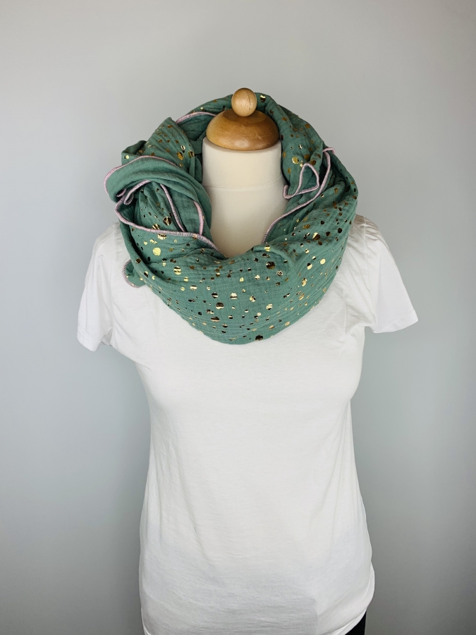 Preview: Schal aus Baumwolle in der Farbe Mint mit goldenen Punkten