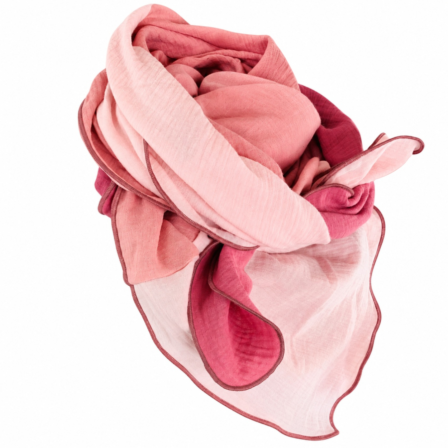 Schal in den Farben Altrosa, Rosa, Hellrosa und Altrosa Lochstickerei