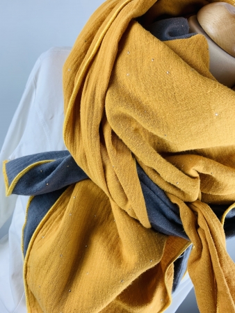 Schal aus Baumwollmusselin in grau mit goldenen Tropfen und ocker mit silbernen Tropfen