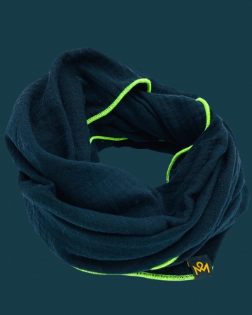 Schal aus 100% Baumwolle in den Farbe Schwarz mit veredelter Gewebekante
