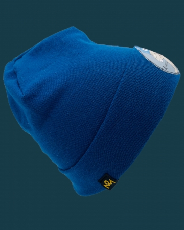 Hipster Beanie in der Farbe Kobaltblau mit hellblauem Label "Cool Rabbit"